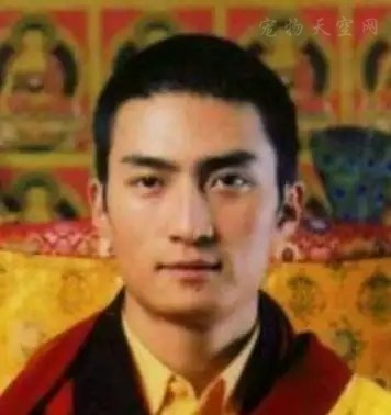 300年前的西藏诗人，他叫仓央嘉措