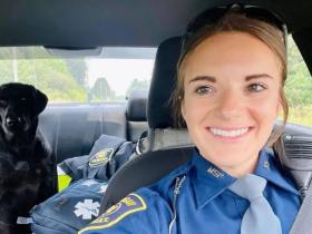 女警送被遗弃的狗狗去收容所,可刚到门口,她就改主意了