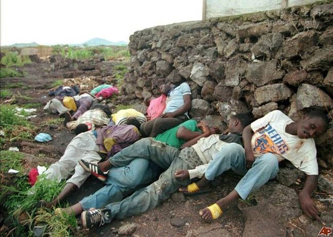 卢旺达惨案真实相片图片