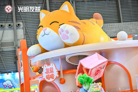 光明友益喵汪队首次亮相亚宠展，W4 馆 K21 打造沉浸式宠物友好空间
